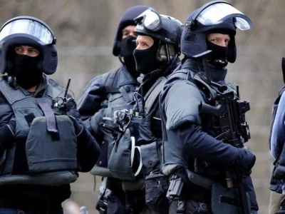 Alarm terrorystyczny w Berlinie. Przeszukania w 23 lokalizacjach