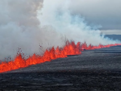 Gigantyczna kurtyna lawy na Islandii. Fenomenalne zdjęcia skutków wstrząsów sejsmicznych