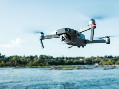 Rój dronów będzie kontrolować fabrykę TSMC w Arizonie, firma szuka dostawcy bezzałogowców