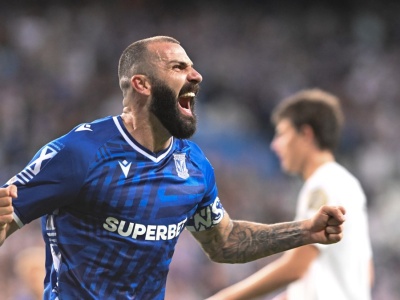Lech Poznań rozgromił rywala. Cztery karne, czerwona kartka i hat-trick Ishaka