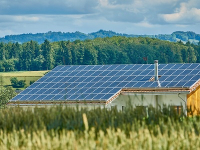 Efektywność energetyczna w przedsiębiorstwach: technologie, które zmieniają rynek