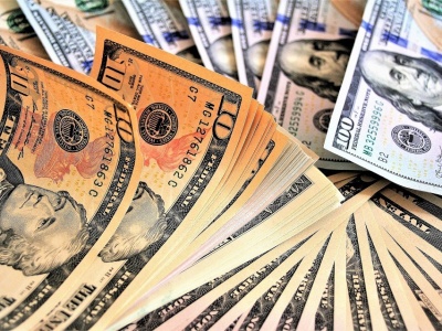 OpenAI stawia na Oracle – kontrakt za 30 mld dolarów rocznie