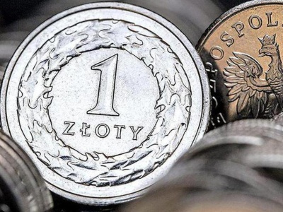 Złoty stabilny wobec euro; rynek czeka na czwartkowe posiedzenie EBC