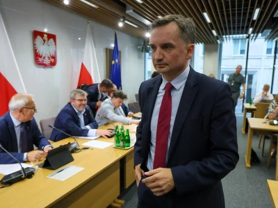 Ziobro pojawił się na komisji. 