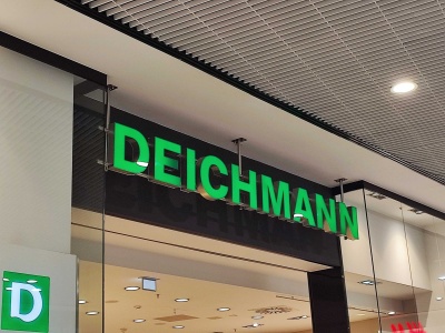 Deichmann wyprzedaż - na te buty za 35 zł czekały Polki. Co na to CCC?