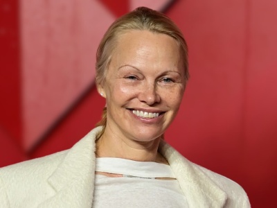 Pamela Anderson i romans, o którym mówią wszyscy. To sztuczka stara jak świat