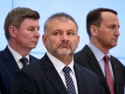 Kręta droga do teki ministra. Co z zaprzysiężeniem Waldemara Żurka?