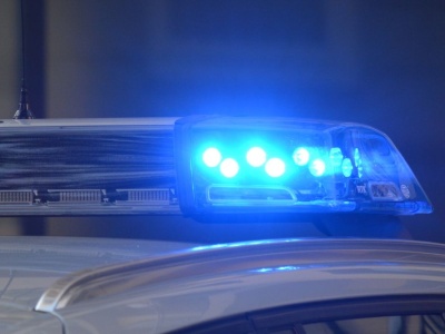 Tragiczny wypadek w Niemczech: Ciężarówka wjechała w dom – dwie ofiary śmiertelne