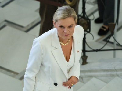 Szefowa Ministerstwa Edukacji zostaje, nie będzie łączenia z resortem nauki. ZNP komentuje