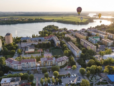 Kiedyś wylewali ścieki do jeziora. Dziś miasto jest zielonym liderem