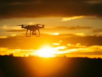 Rosja: w nocy zestrzeliliśmy 105 ukraińskich dronów