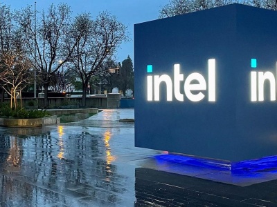 Intel wycofał się z planów inwestycji w fabryki w Polsce i w Niemczech