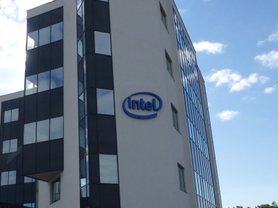 Intel oficjalnie rezygnuje z fabryki w Polsce. Inwestycje w Europie zostały wstrzymane