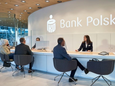 Wyższe bezpieczeństwo i mniej formalności. Nowy sposób potwierdzania tożsamości w banku
