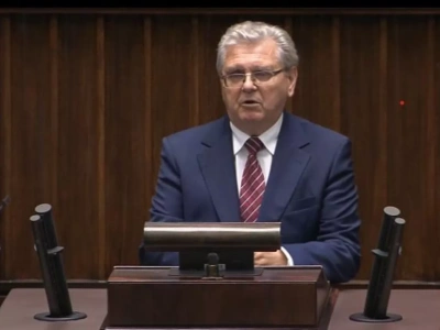 Awantura w Sejmie o przetargi na ziemię. „Walizka pieniędzy na stół i po sprawie