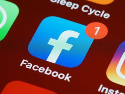 Facebook się zmieni. Polacy zobaczą znacznie mniej reklam
