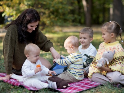 Emerytura Mama Plus: Zasady i wnioski