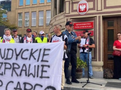Kolejarze mówią „dość” rządowi Tuska. Wielki protest w całej Polsce, pikieta też na „dwójce” pod Białą Podlaską