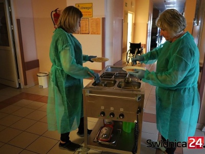 Co jedzą pacjenci świdnickiego szpitala? Kończy się pilotaż programu „Dobry posiłek”