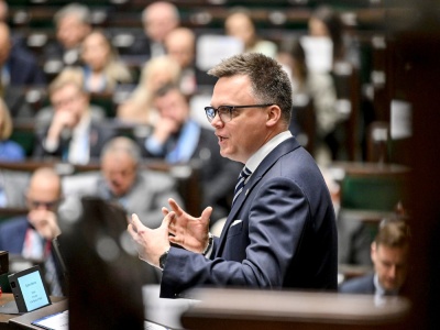 Zamieszanie po słowach Hołowni. Ulewy i burze. Sukces siatkarek. 5 ważnych tematów na dziś