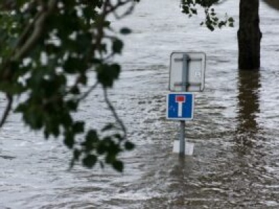Ulewy paraliżują południe Polski. Pogotowie przeciwpowodziowe i wojsko w akcji