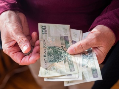 Emeryci-rekordziści w Polsce. Wiadomo, ile po waloryzacji wynosi najwyższa emerytura