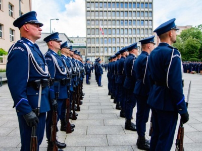 Święto Policji 2025. Awanse i odznaczenia dla funkcjonariuszy [ZDJĘCIA]