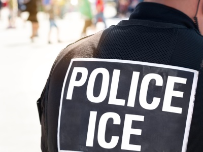 Aresztowany Koreańczyk z zieloną kartą oczekuje na deportację w ośrodku ICE