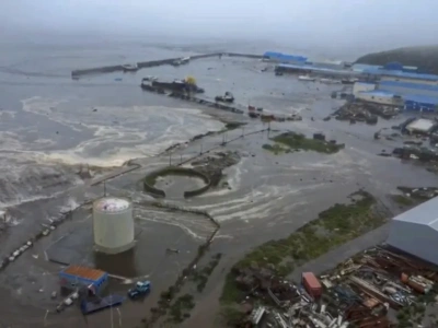 Potężne trzęsienie ziemi u wybrzeży Rosji. Tsunami uderzyło w Siewiero-Kurilsk