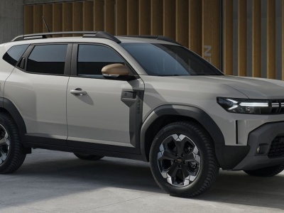 Dacia nie odpuszcza Chińczykom we Włoszech. Ale na szczycie jest ktoś inny i nie daje żadnych szans