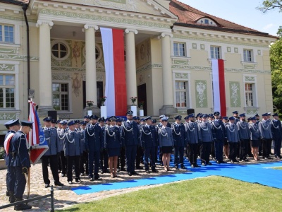 Święto Policji w Ostrowie Wielkopolskim – burza podczas uroczystości (ZDJĘCIA)