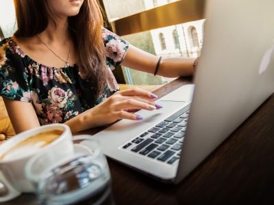 Laptop dla nauczyciela – kolejna szansa na uzyskanie bonu na sprzęt. MEN uruchamia kolejną turę wniosków