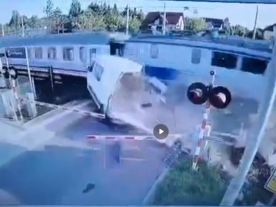 Wypadek na przejeździe kolejowym w Woli Filipowskiej [FILM]