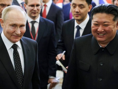 Putin zaskoczył przed spotkaniem z Trumpem. Zadzwonił do dyktatora