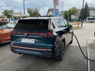 Wiemy, ile paliwa zostaje w wężu dystrybutora na stacji. Mamy odpowiedź Głównego Urzędu Miar