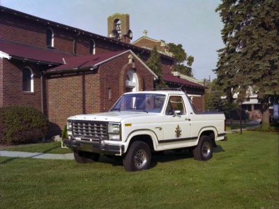 Ford w historii papieskiej motoryzacji. Lincoln, Bronco, Focus i polskie wątki