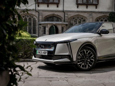 DS Automobiles sprawdza, co stresuje kierowców i jak jazda elektrycznym samochodem wpływa na ich samopoczucie