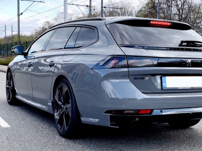 W trzy lata 170 tys. zł w dół. To auto nie utrzymało nawet połowy wartości katalogowej