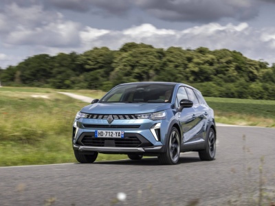 Renault Symbioz i Espace – zasięg 1100 km dzięki sprytnej hybrydzie jest możliwy. Dane, opinia, cena