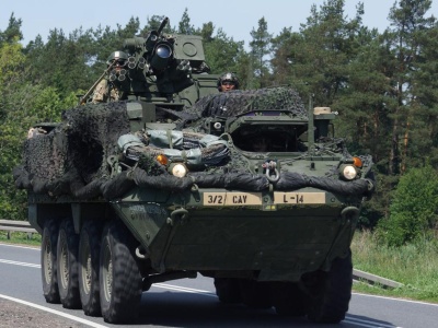 Wojskowe kolumny na drogach. Ruszają ćwiczenia „Żelazny Obrońca-25” w odpowiedzi na manewry Rosji