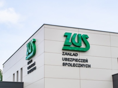 Kobieta na L4 przyniosła mężowi obiad do pracy. ZUS zażądał 60 tys. zł