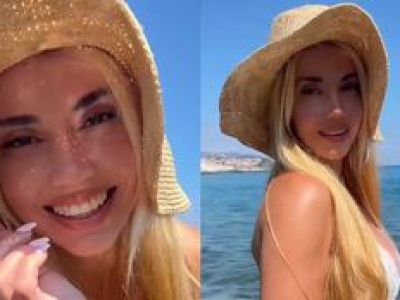 Marianna Schreiber w bikini wyłania się z wody podczas greckich wakacji. Fajnie ma?