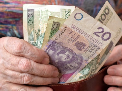 Waloryzacja emerytur 2026. Ile wyniosą świadczenia po podwyżkach? Oto przykłady