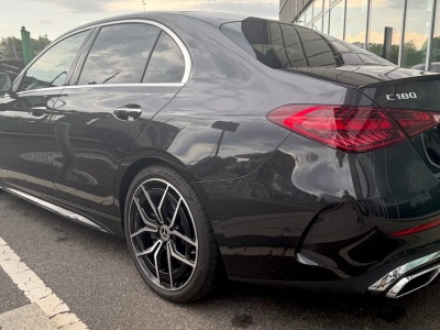 Mercedes z silnikiem BMW? Klasa C może zaskoczyć przed końcem roku