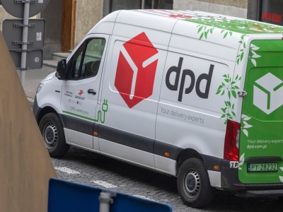 DPD wprowadza nową opłatę. Lepiej oddaj paczkę na czas