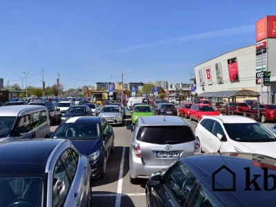 Koniec z darmowym postojem w Warszawie. Galerie handlowe wprowadzają wysokie opłaty!