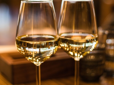 Prof. Balwicki: podwyższenie akcyzy na alkohol obniża koszty społeczno-ekonomiczne