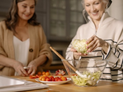 Potwierdzono związek między starzeniem się epigenetycznym a ryzykiem raka jelita grubego u kobiet po menopauzie