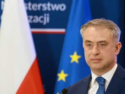 Gawkowski: „Nawrocki wyłącza swoją decyzją internet Ukrainie”