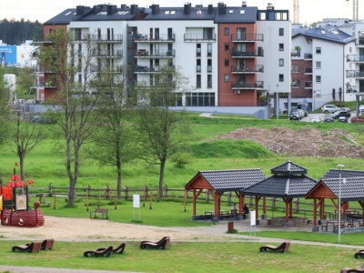 Architektura wspólnoty, czyli jak nowe osiedla wspierają integrację mieszkańców i budowanie więzi społecznych